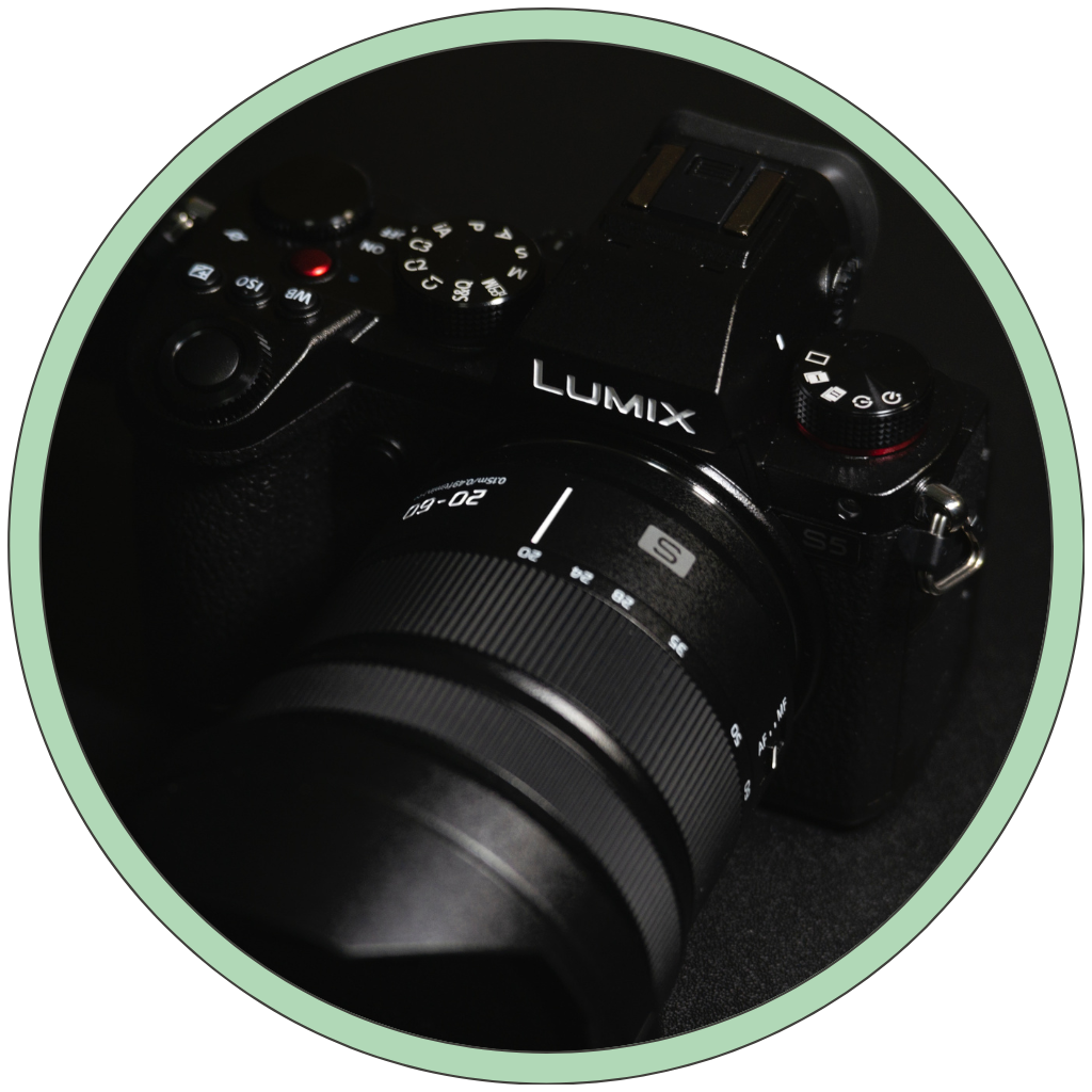 Panasonic lumix s5 - best camera for content creators